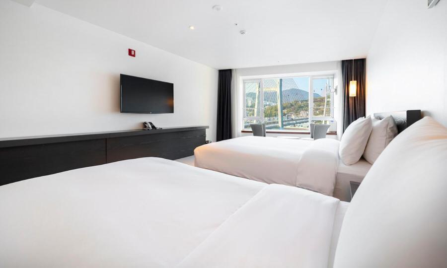Yeosu Hotel Haven Екстер'єр фото