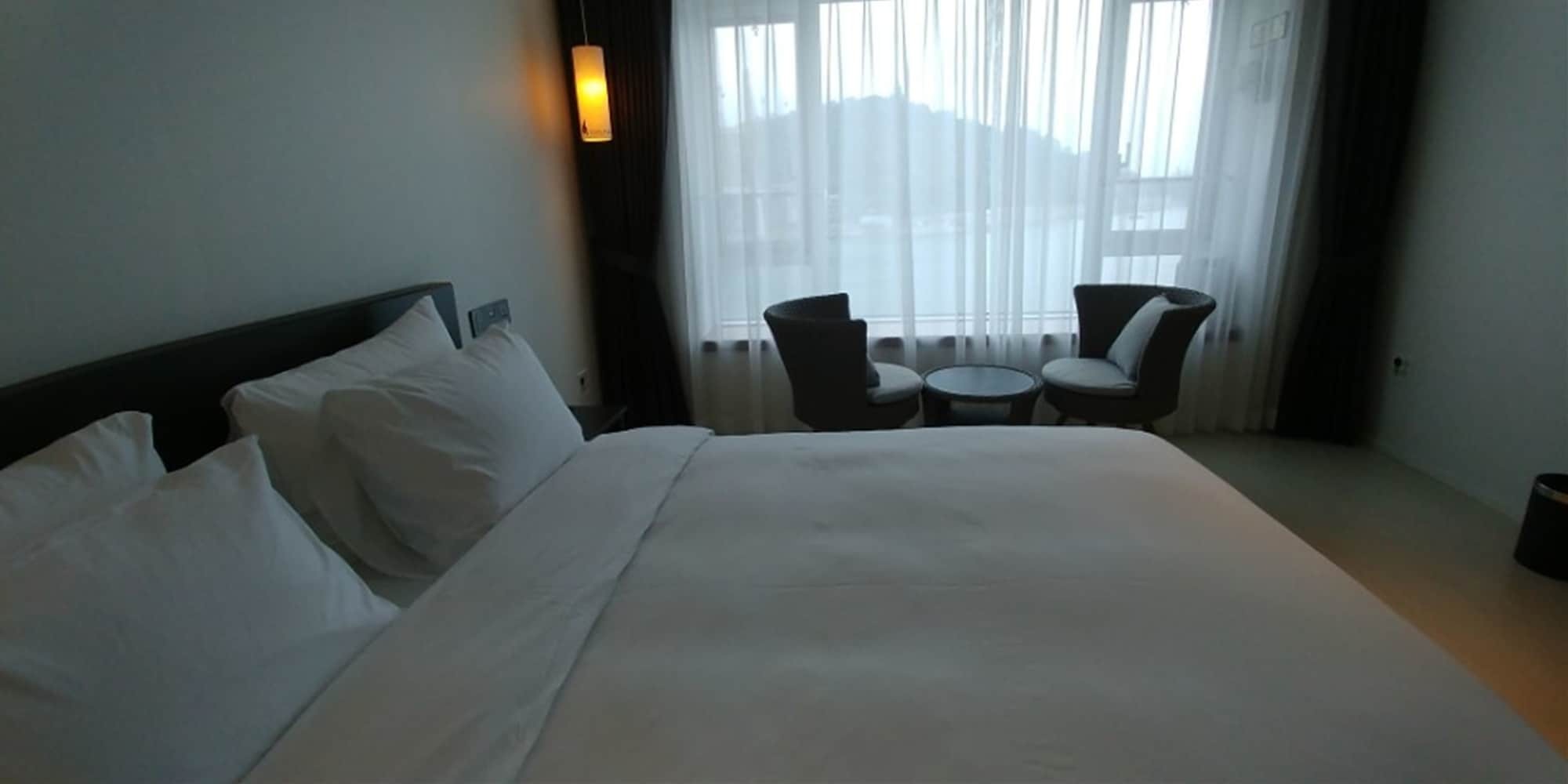 Yeosu Hotel Haven Екстер'єр фото